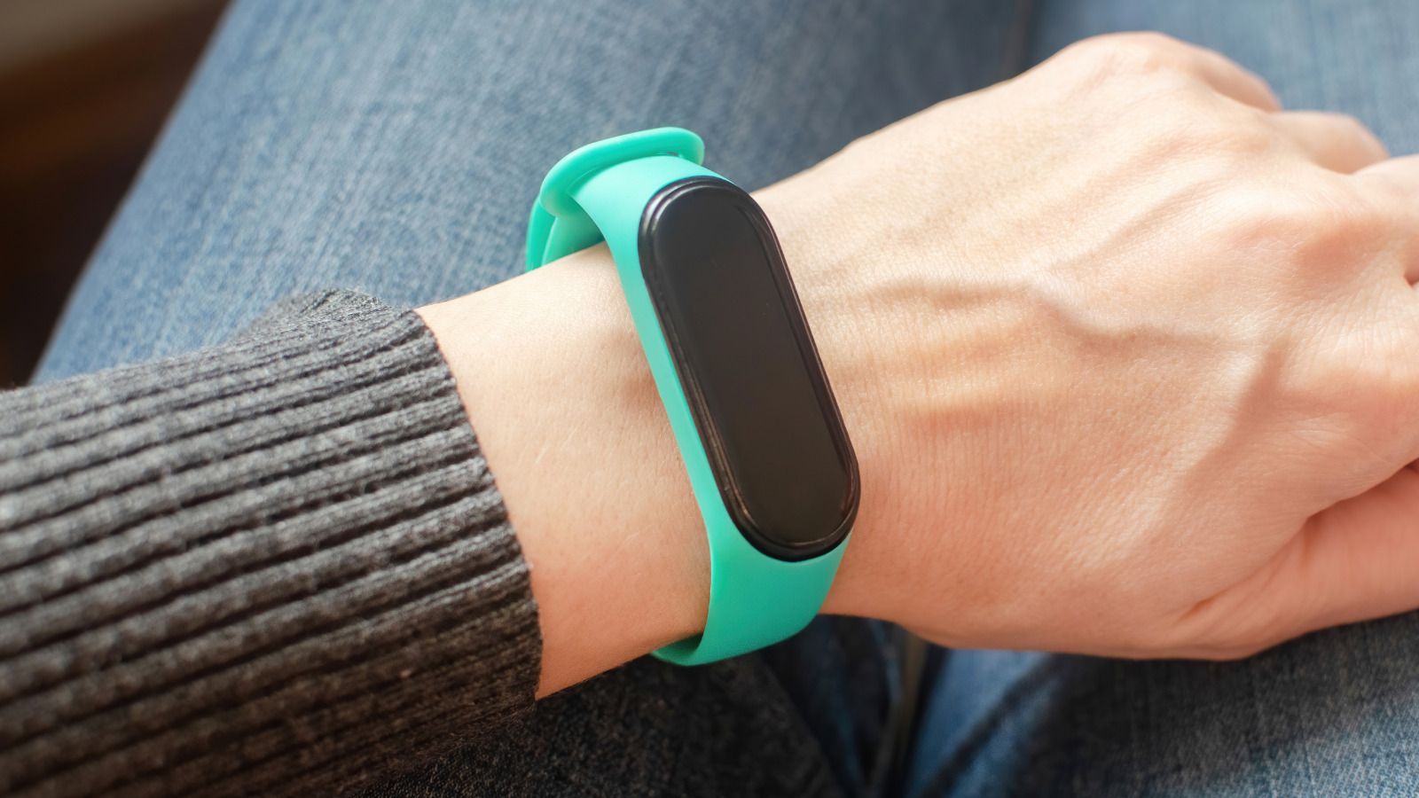 Fitbit Joining the Google Graveyard? New Evidence Points to a Major Rebrand thumbnail