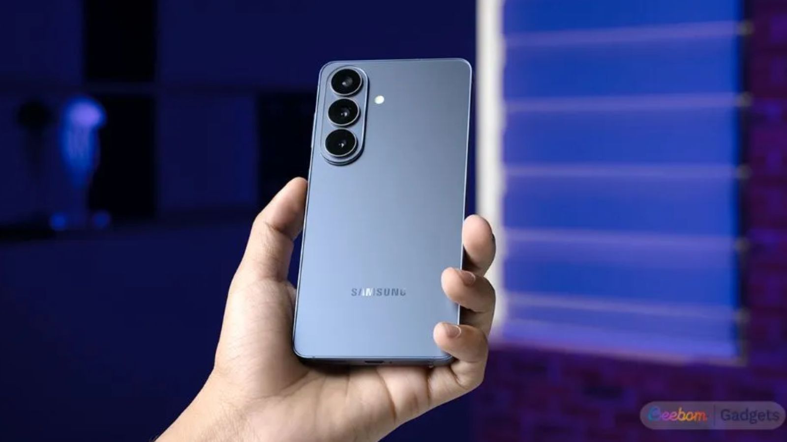 Samsung Galaxy S27 Leak Reveals Major Camera Redesign to Support MagSafe thumbnail