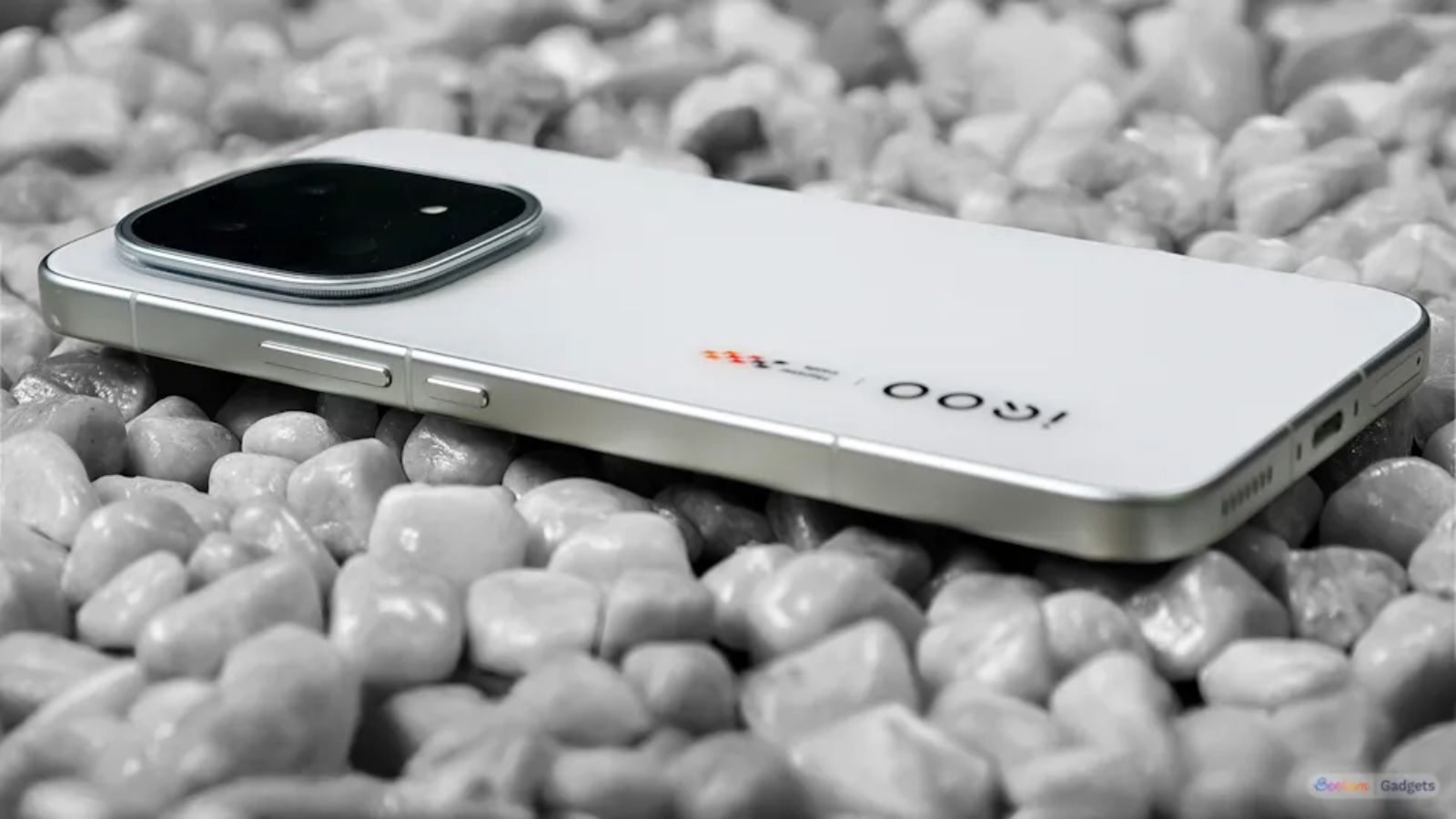 iQOO 16 Specifications Leak and It Could Be One of 2026's Best Flagships thumbnail