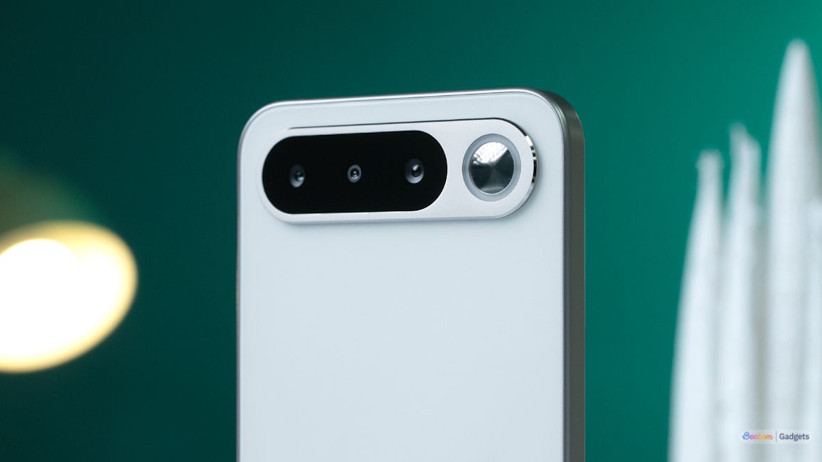 Realme 16 5G camera module close up