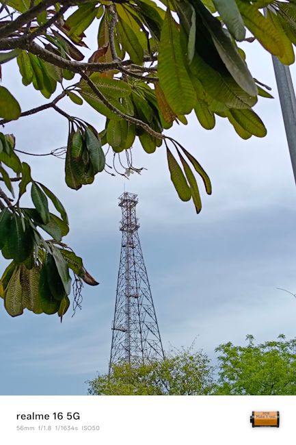 Realme 16 5G tower shot 56mm
