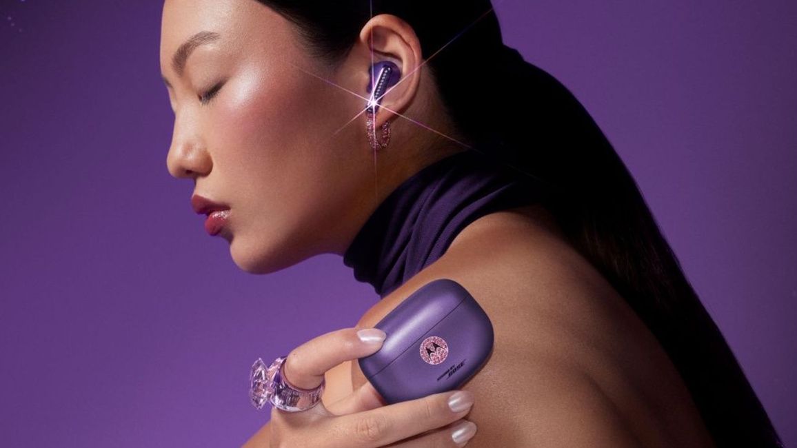 Moto Buds 2 Plus Swarovski Edition