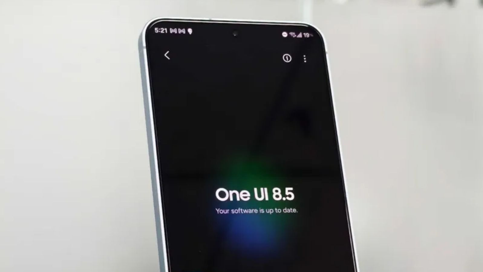 Stable One UI 8.5 Update Rolling Out to Galaxy S25 Users in India