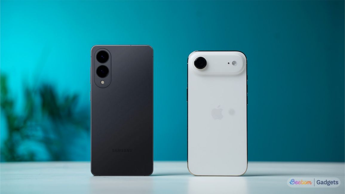 iPhone 17 Pro next to the Galaxy S26 Ultra