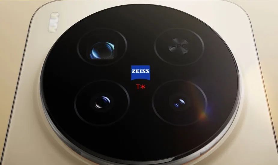 Vivo X300 Pro Camera Modeul close up shot