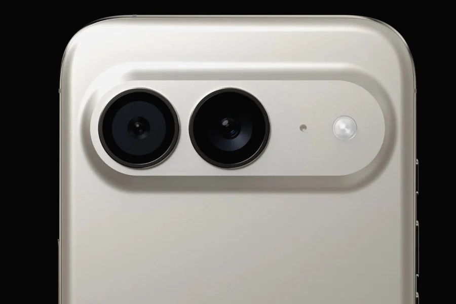 iPhone 20 render from the back