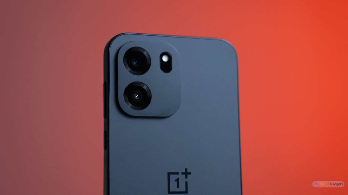 OnePlus Nord CE 6 camera module close up