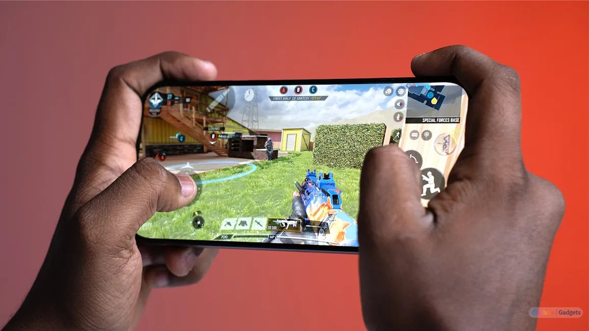 OnePlus Nord CE6 running COD mobile