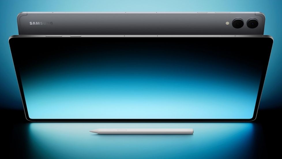 Samsung Galaxy Tab S11 from the front with an S Pen Samsung Galaxy Tab S11 from the front with an S Pen
