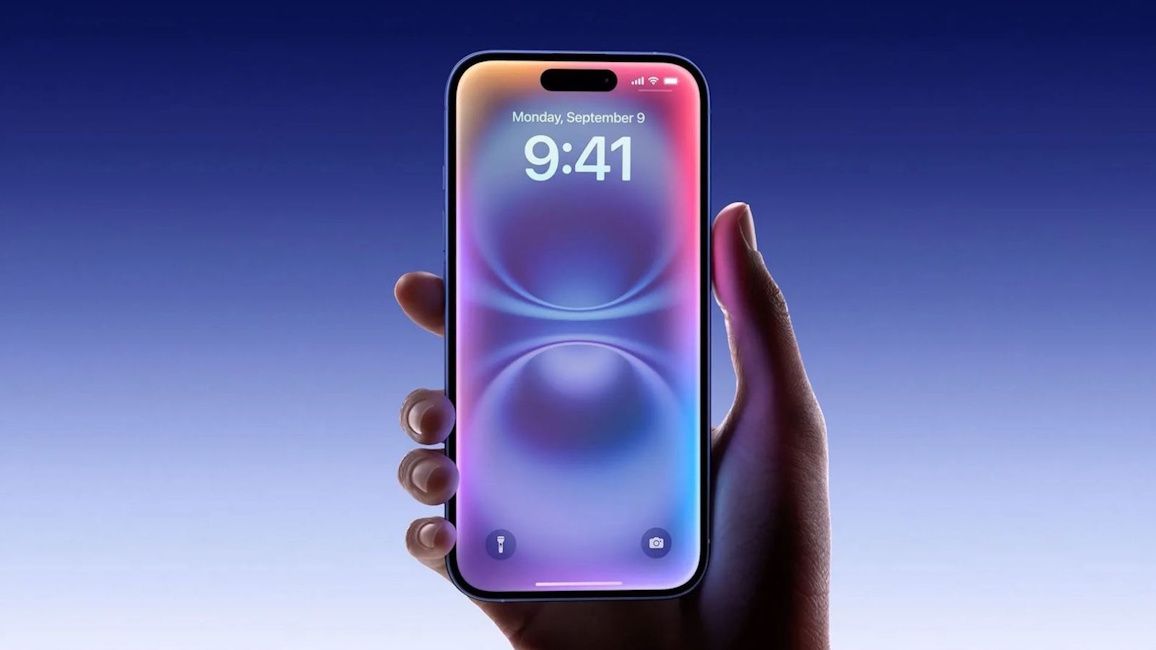 Siri wake screen animation on an iPhone