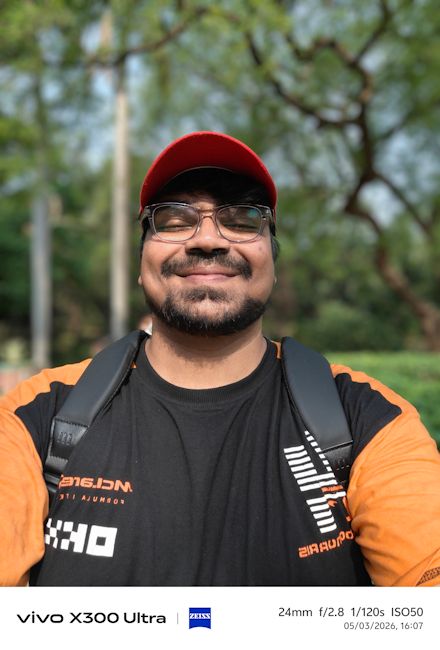 Vivo X300 Ultra 24mm portrait selfie outdoors