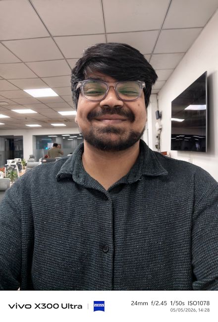 Vivo X300 Ultra 24mm selfie indoors