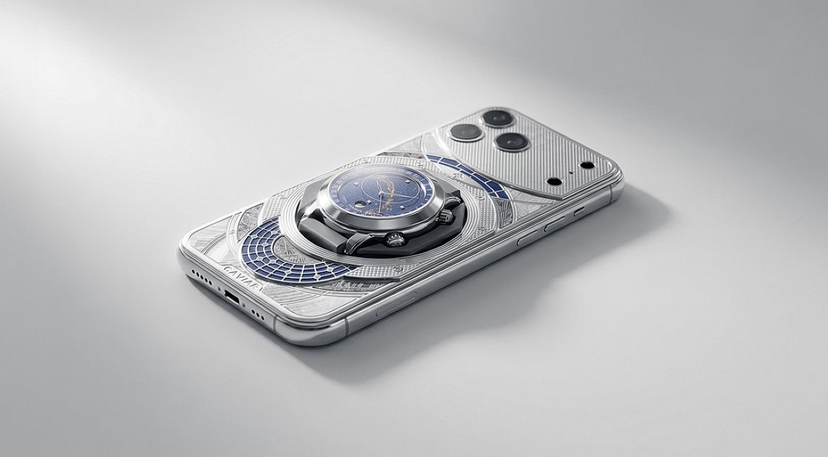 Caviar Patek Phillipe Celestial phone from the back