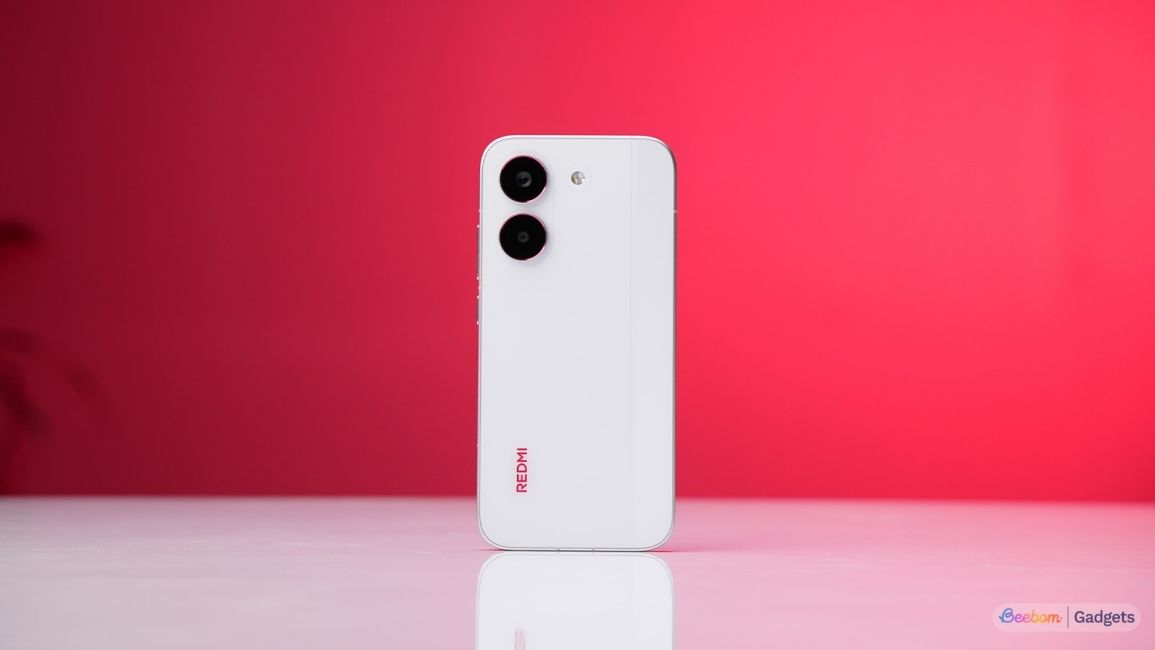 Redmi Turbo 5 design from the back 