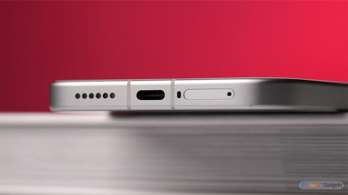 Redmi Turbo 5 design from the bottom of the phone