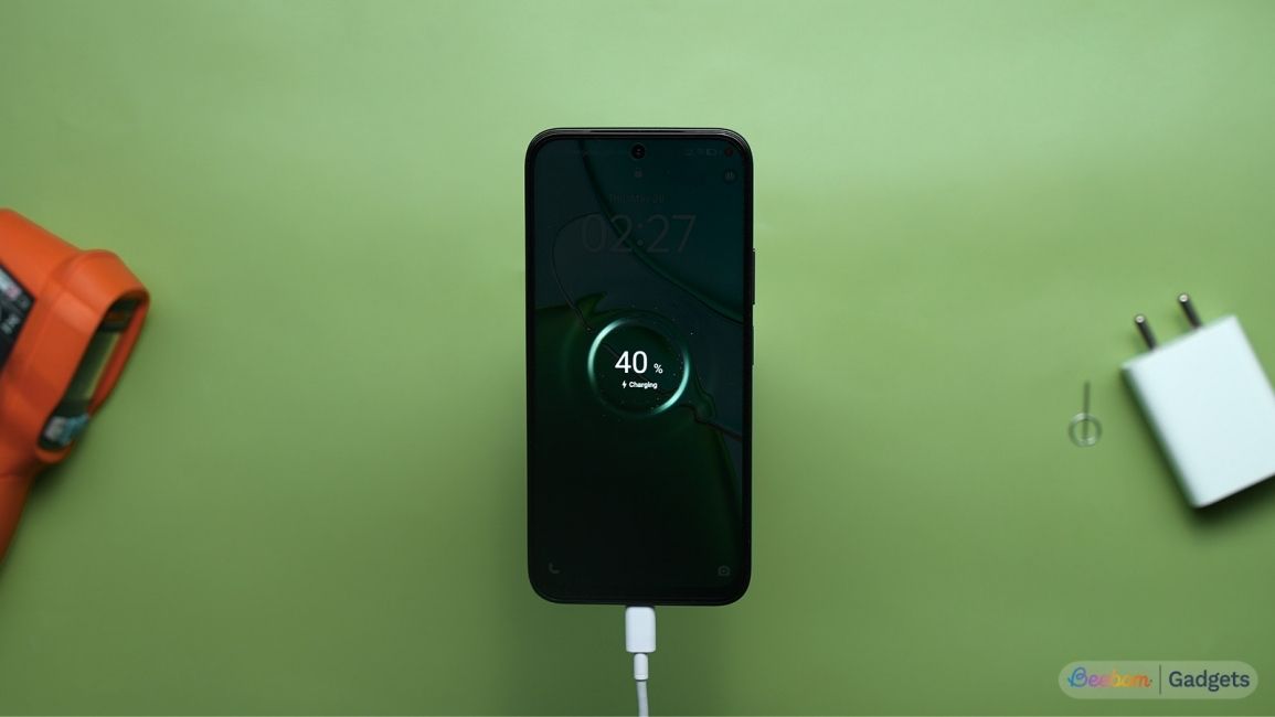 Vivo T5x charging screen shown in the image