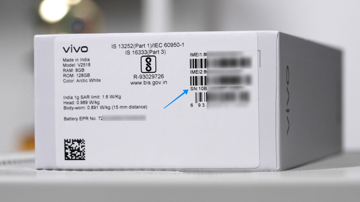 a vivo phone retail box showing serial number a vivo phone retail box showing serial number