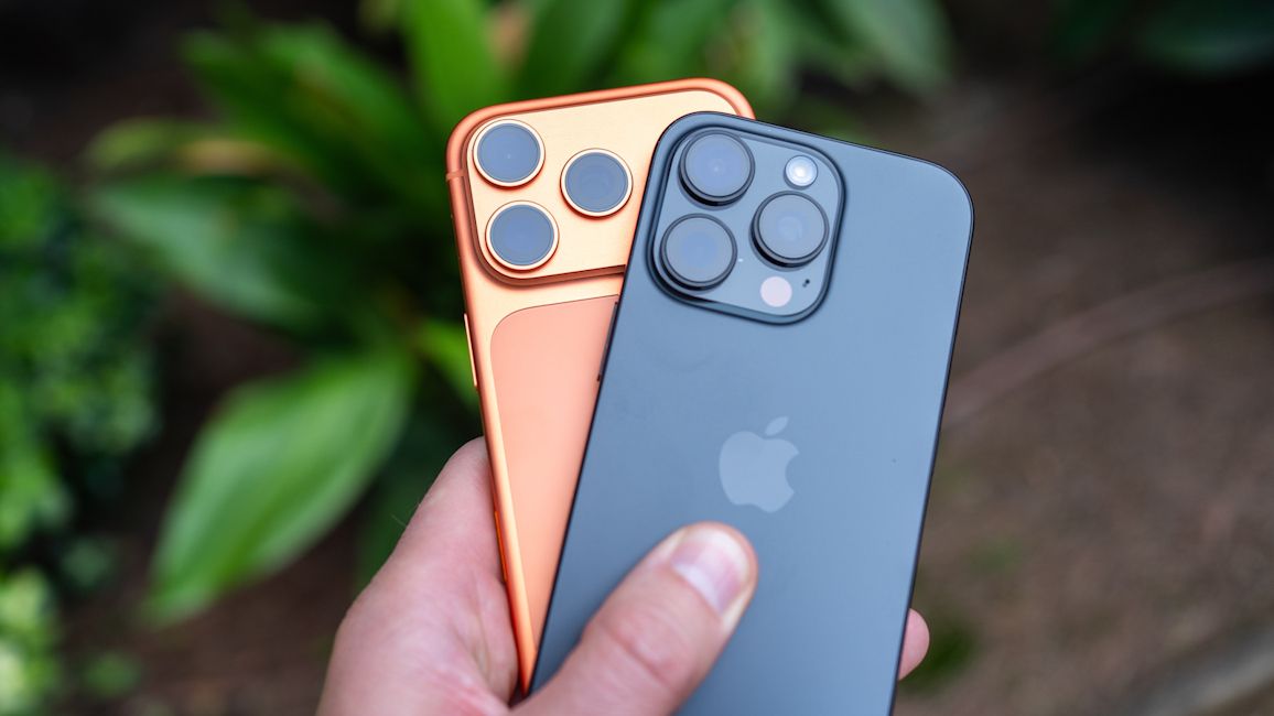 iPhone 17 and iPhone 17 Pro Max in hand