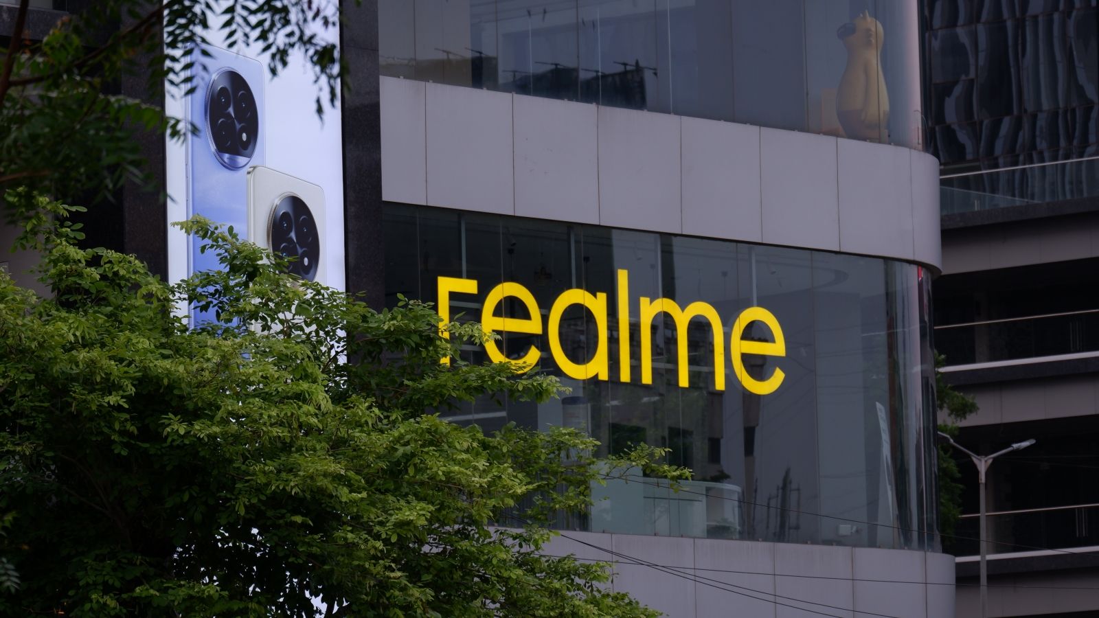 Realme India Head Michael Guo Steps Down as Oppo Tightens Its Grip thumbnail