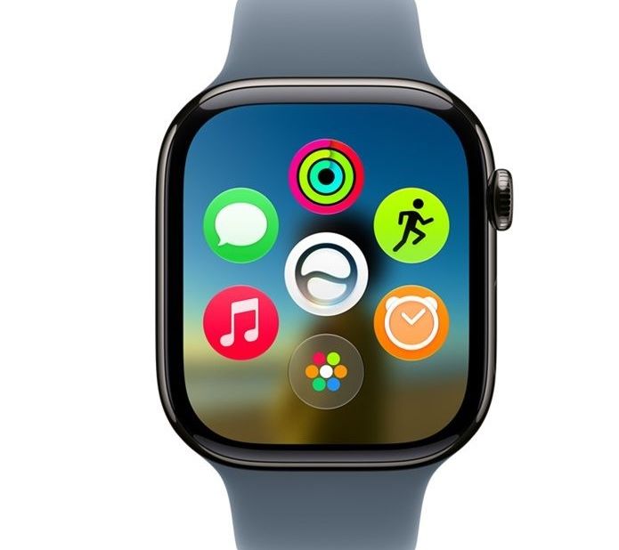 Apple Watch with Siri Ai app in the middle of the Dynamic Grid
