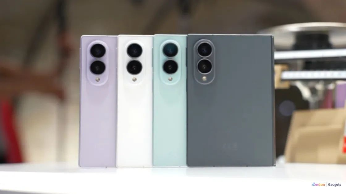 Galaxy Z Fold 8  colour options and their back design showcased
