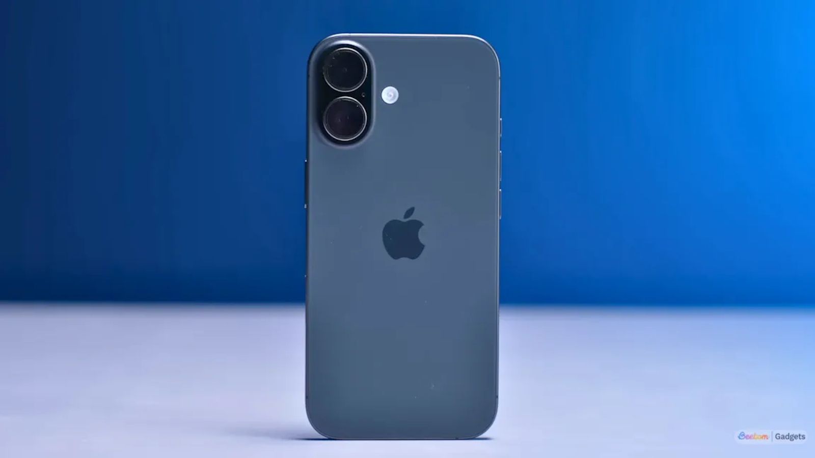 iPhone 17 black back design shown