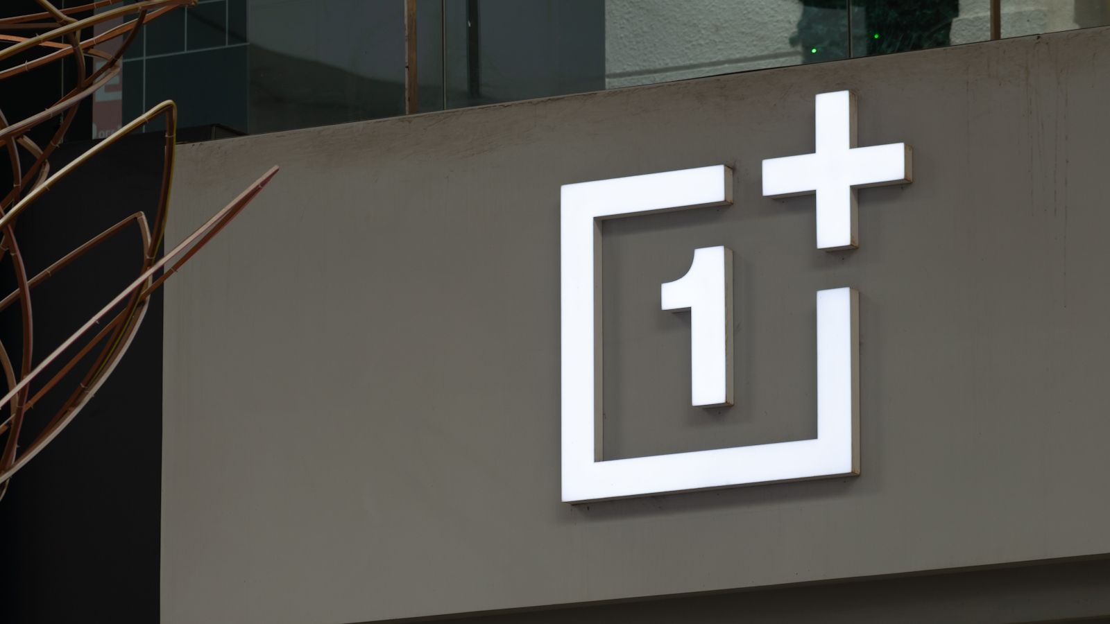 OnePlus logo showcased on a Mumbai shop OnePlus logo showcased on a Mumbai shop