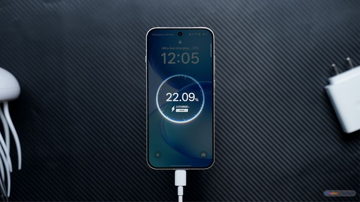 Oppo Reno 16 charging Oppo Reno 16 charging