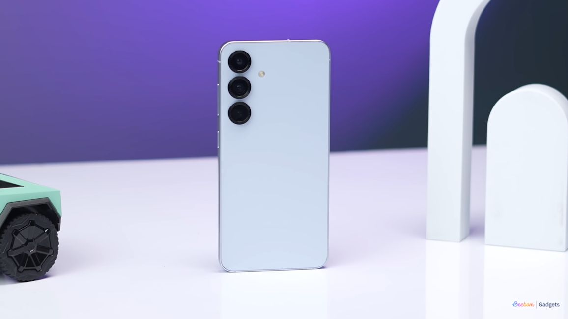 Samsung Galaxy A56 5G back design showcased Samsung Galaxy A56 5G back design showcased