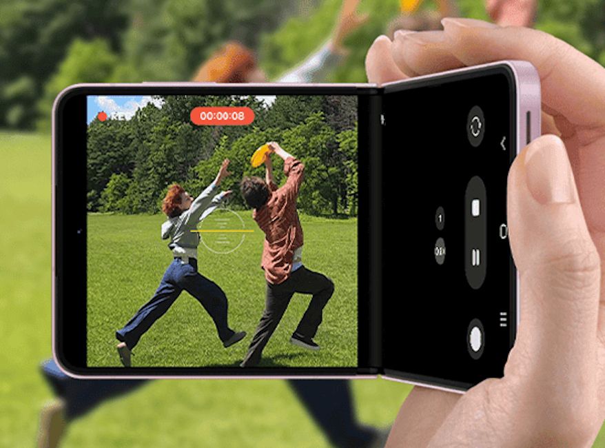 Samsung Galaxy Z Flip 8 camcorder mode showcased