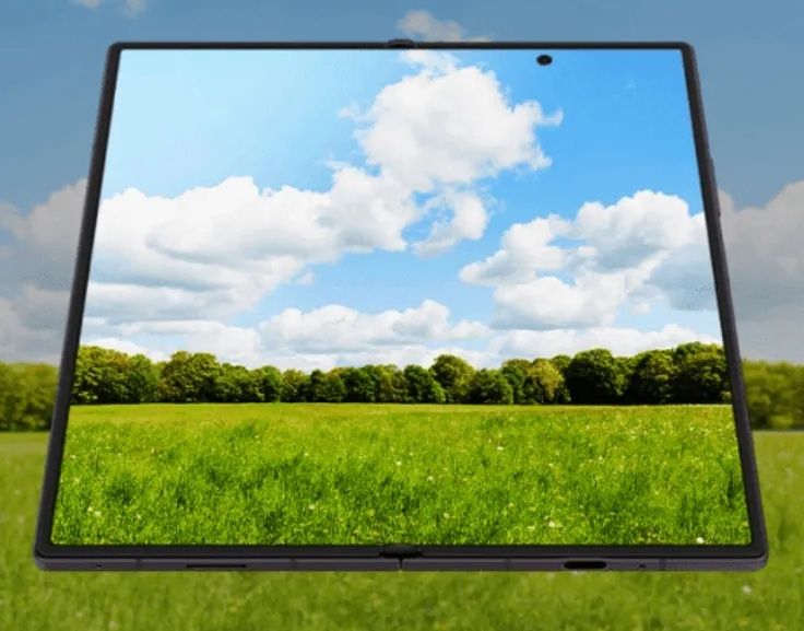 display panel of Galaxy Z Fold 8 Ultra