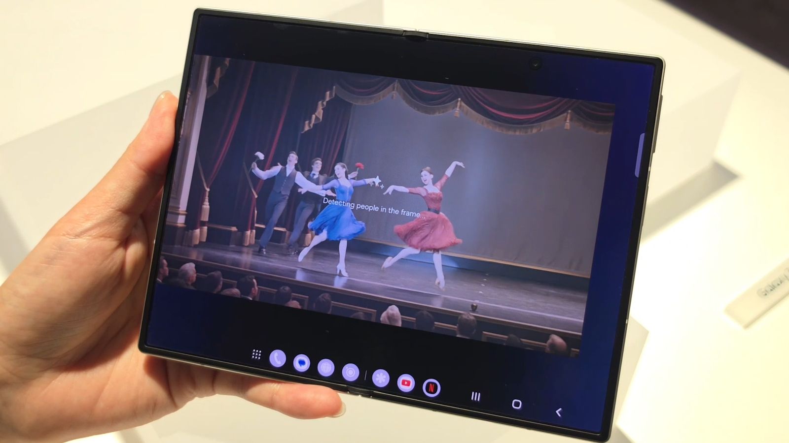 Samsung's My FanCam Is a New Feature Made Just for K-Pop Fans thumbnail