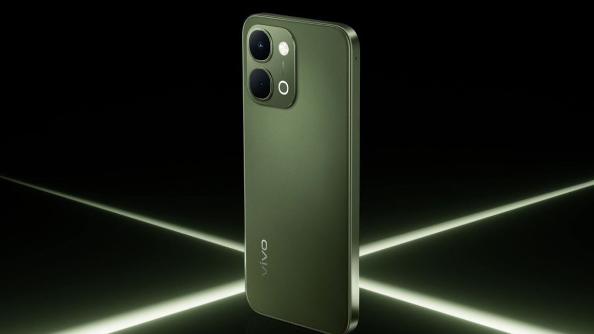 Vivo T5x 5G in Cyber Green