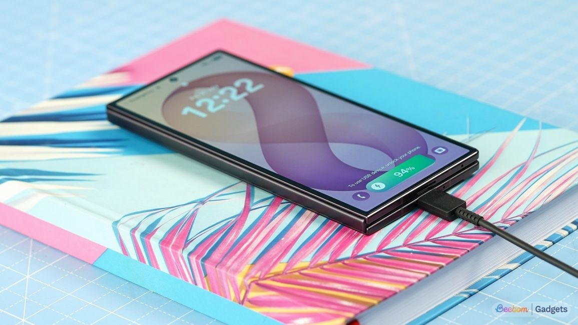 Galaxy Z Fold 8 Ultra charging with a cable plugged in 