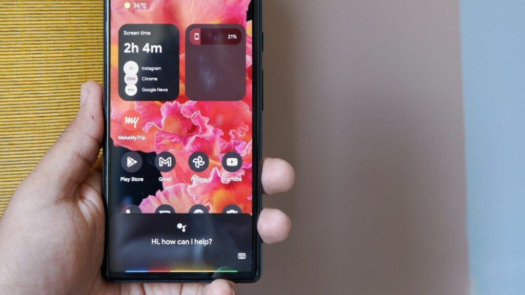 Google assistant running on Pixel 6 smartphone Google assistant running on Pixel 6 smartphone