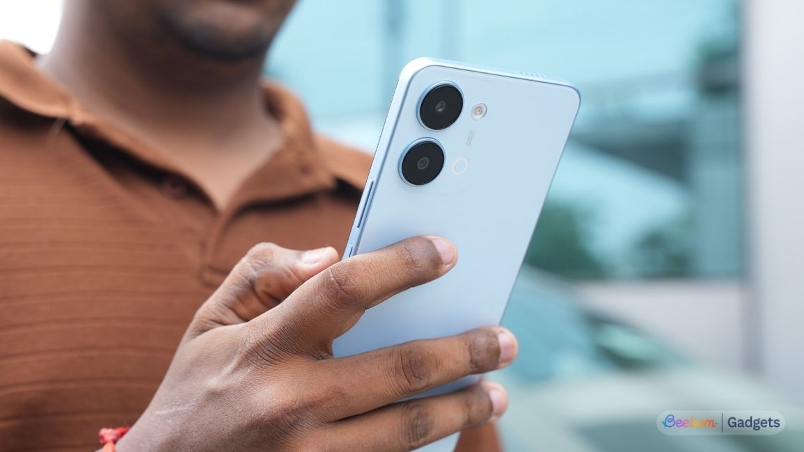 Hands-on shot of the Vivo T5 Lite 5G 2 Hands-on shot of the Vivo T5 Lite 5G 2