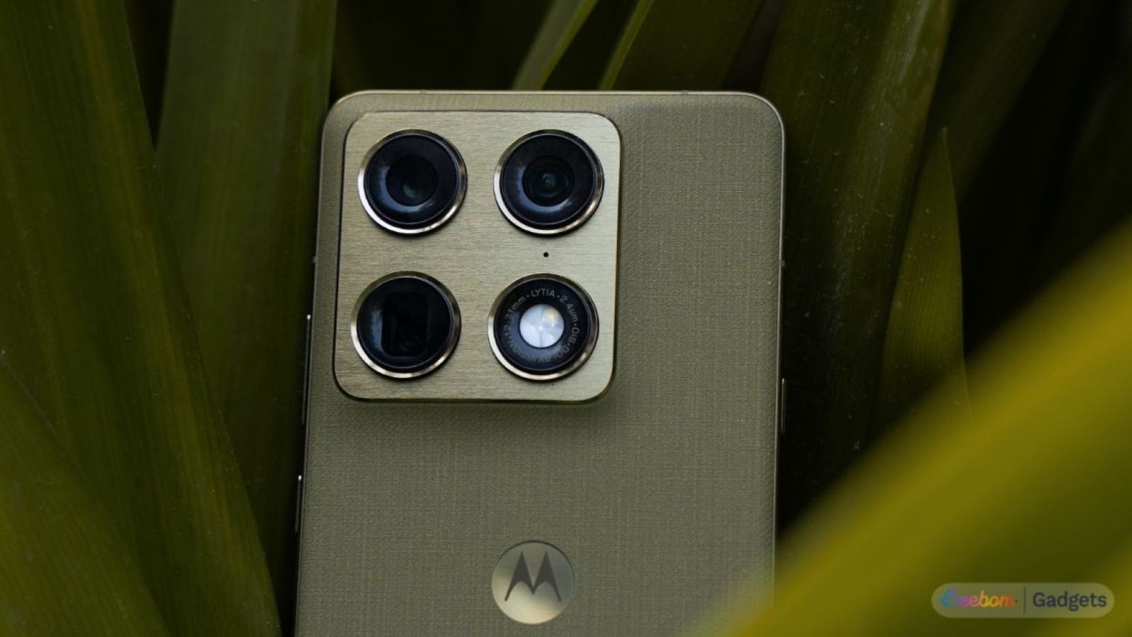 Motorola Signature smartphone from the back Motorola Signature smartphone from the back