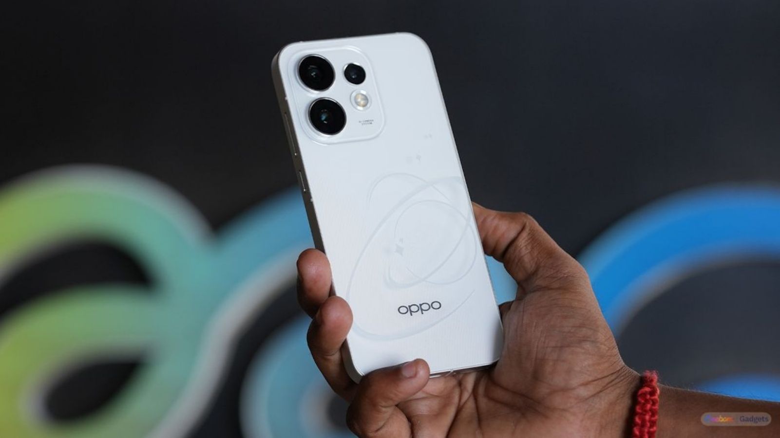 Oppo Reno 16 hands-on shot 