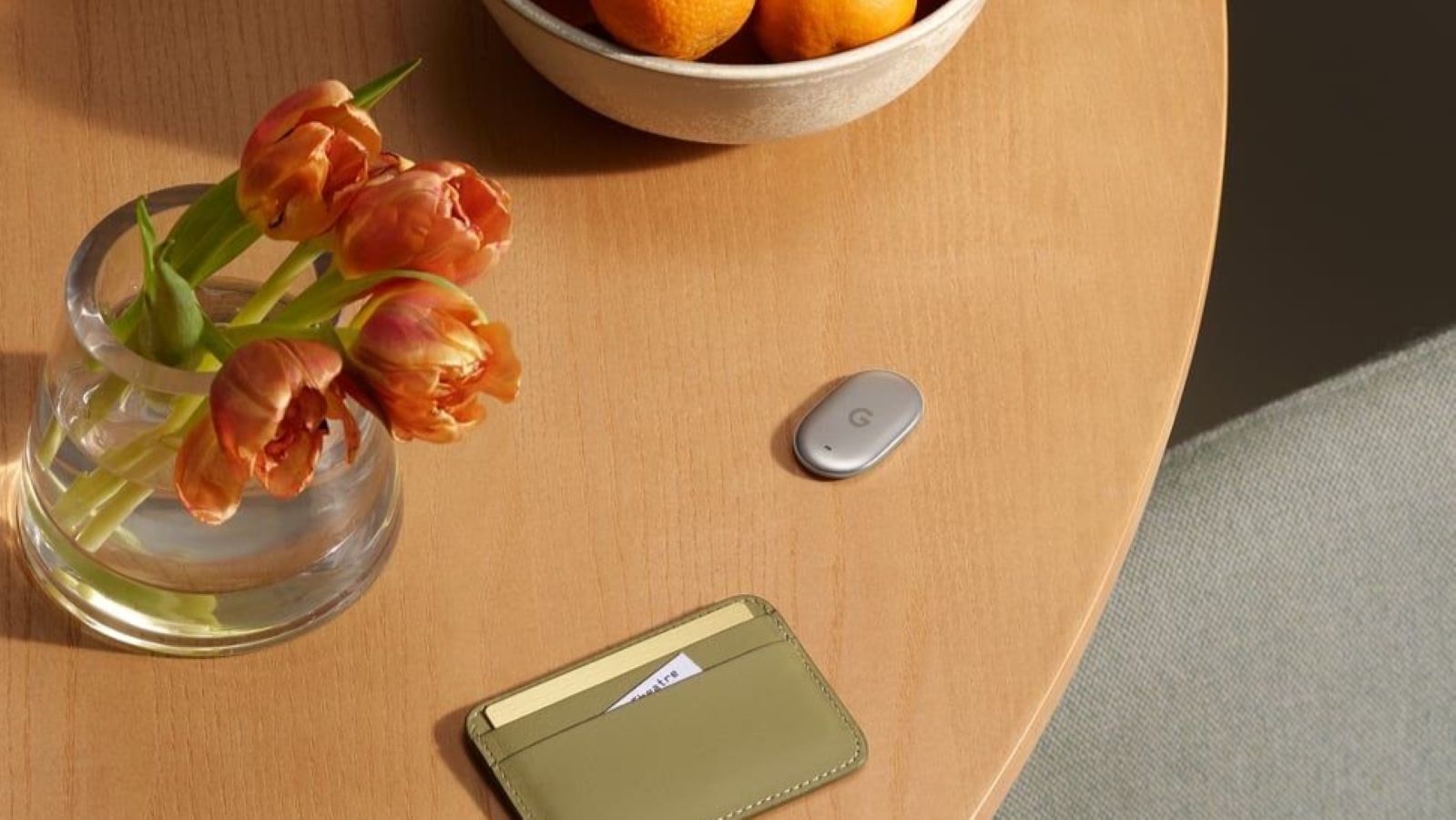 Google Pixel Tag on the table Google Pixel Tag on the table