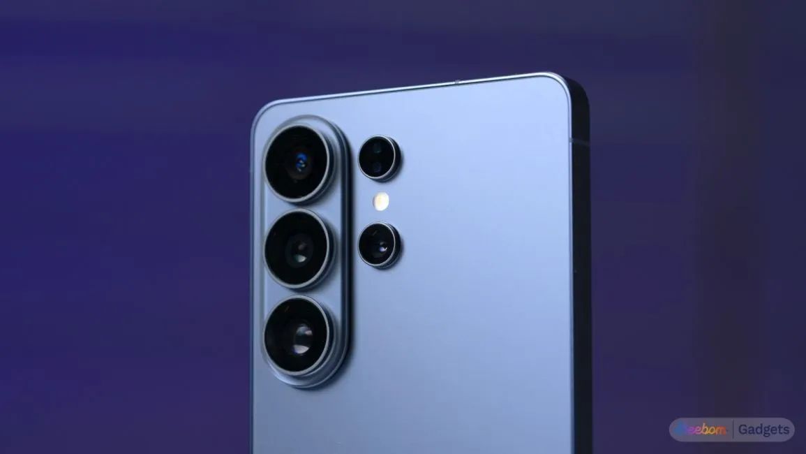 Samsung Galaxy S26 Ultra from the back