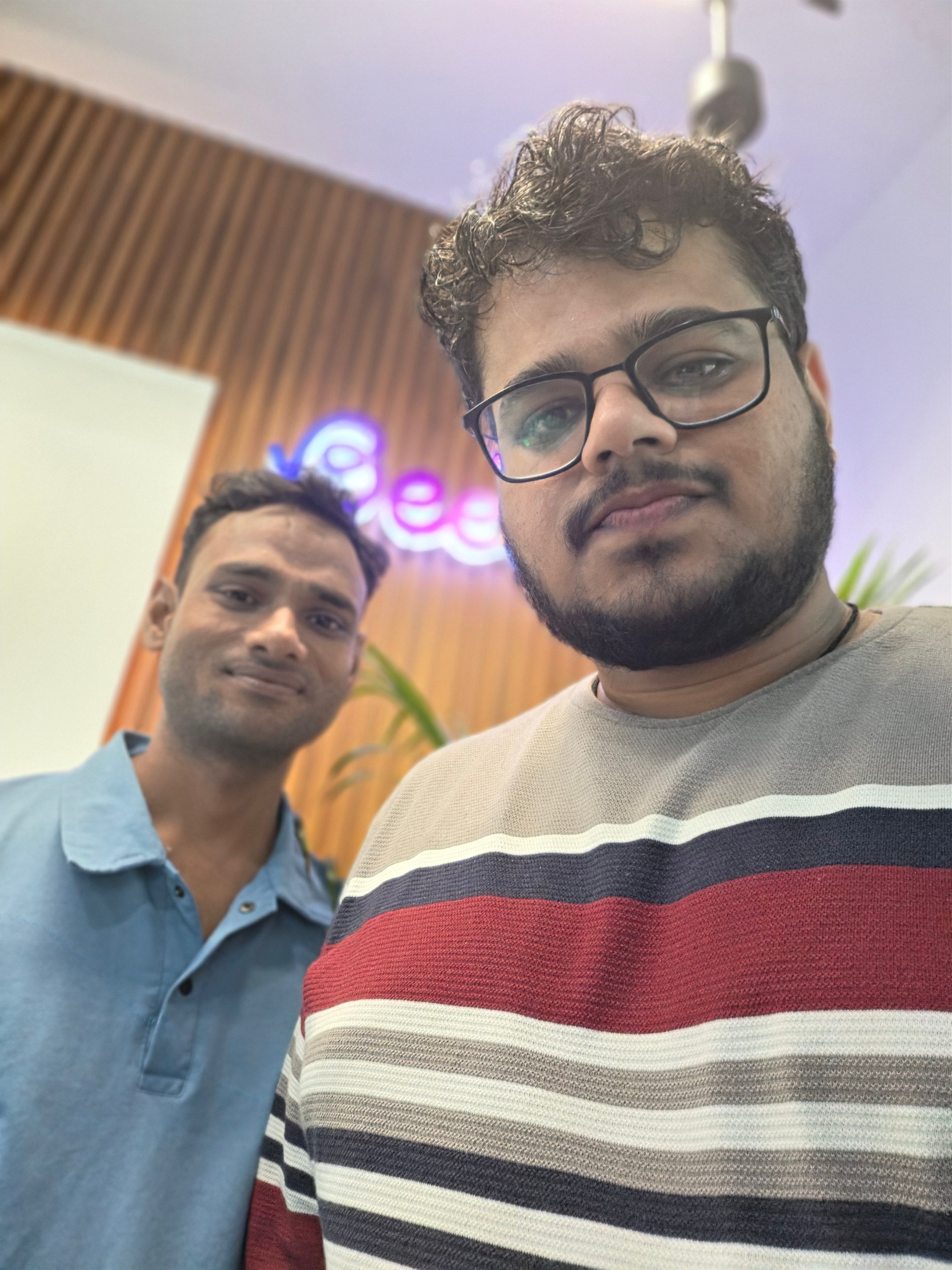 Samsung Galaxy Z Fold 8 Outer Screen Selfie Camera Shot 3