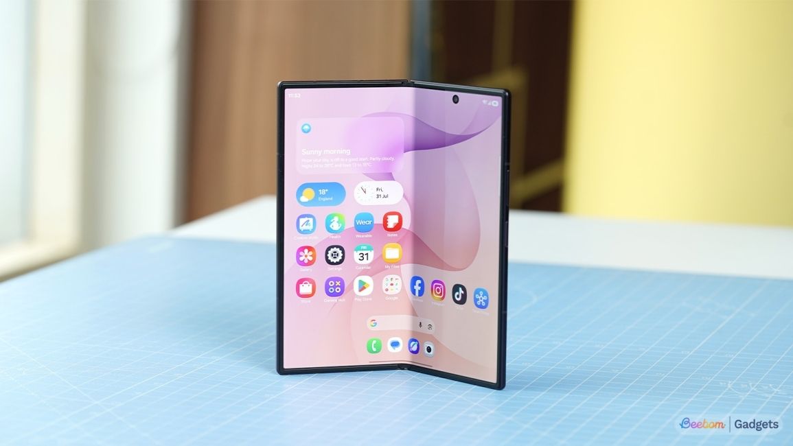 Shot of the Z Fold 8 Ultra semi folded 