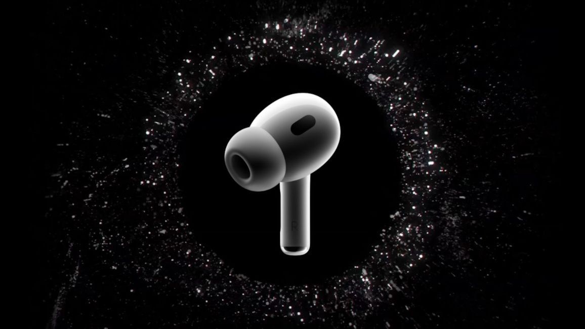 Apple AirPods Pro left earbud Apple AirPods Pro left earbud