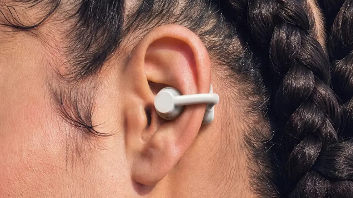 CMF Clip Pro on-ear design showcased CMF Clip Pro on-ear design showcased