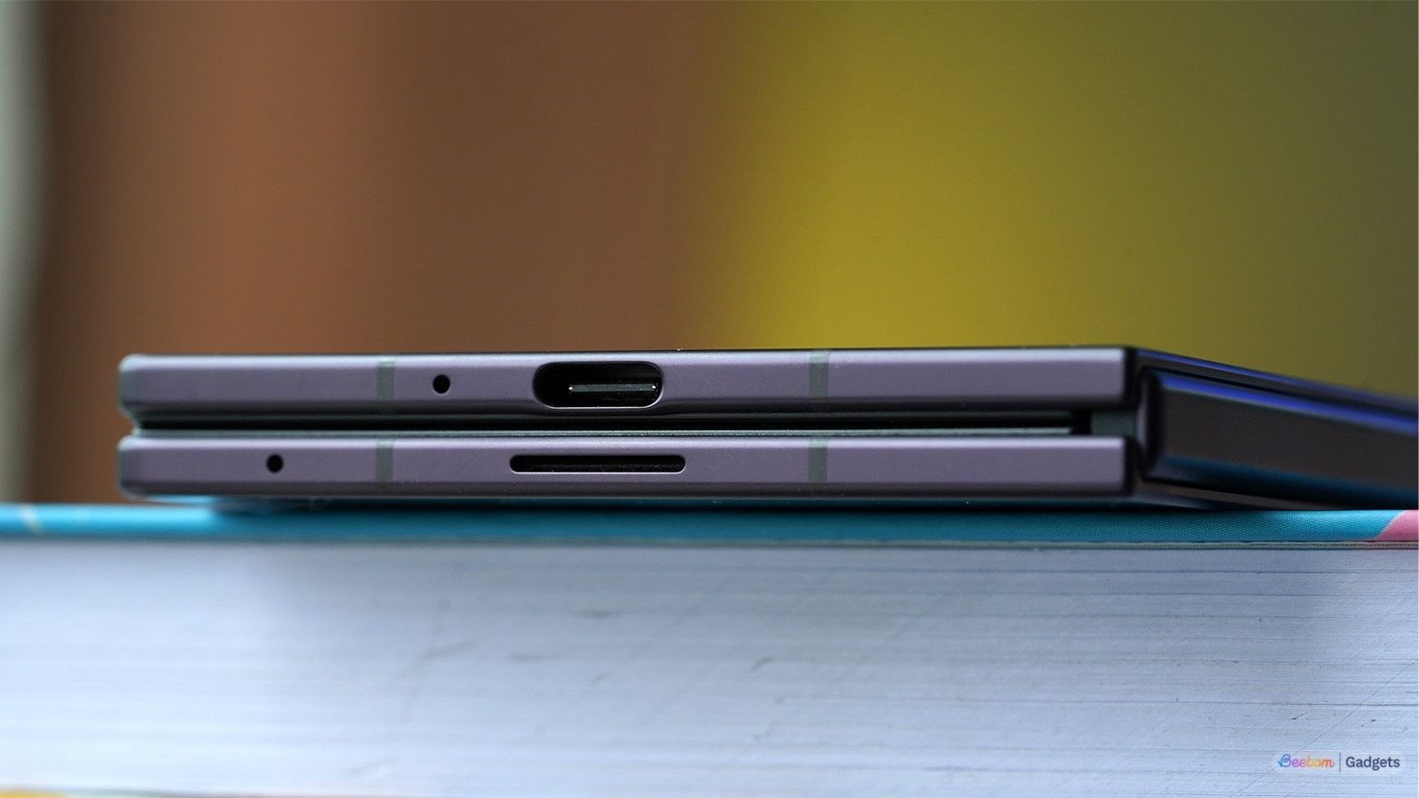 Galaxy Z Fold 8 Ultra bottom ports