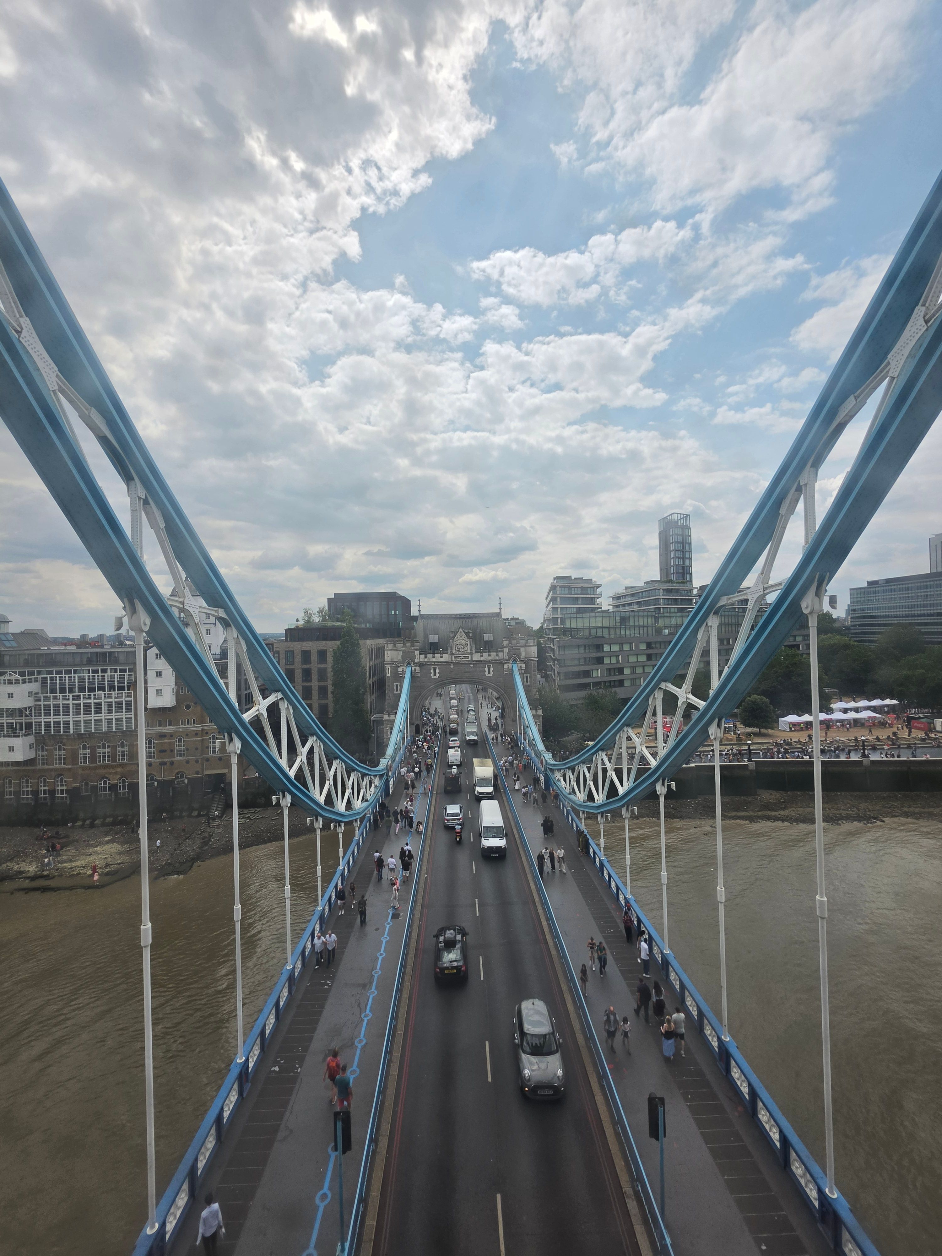 Galaxy Z Fold 8 Ultra main camera day time shot of bridge