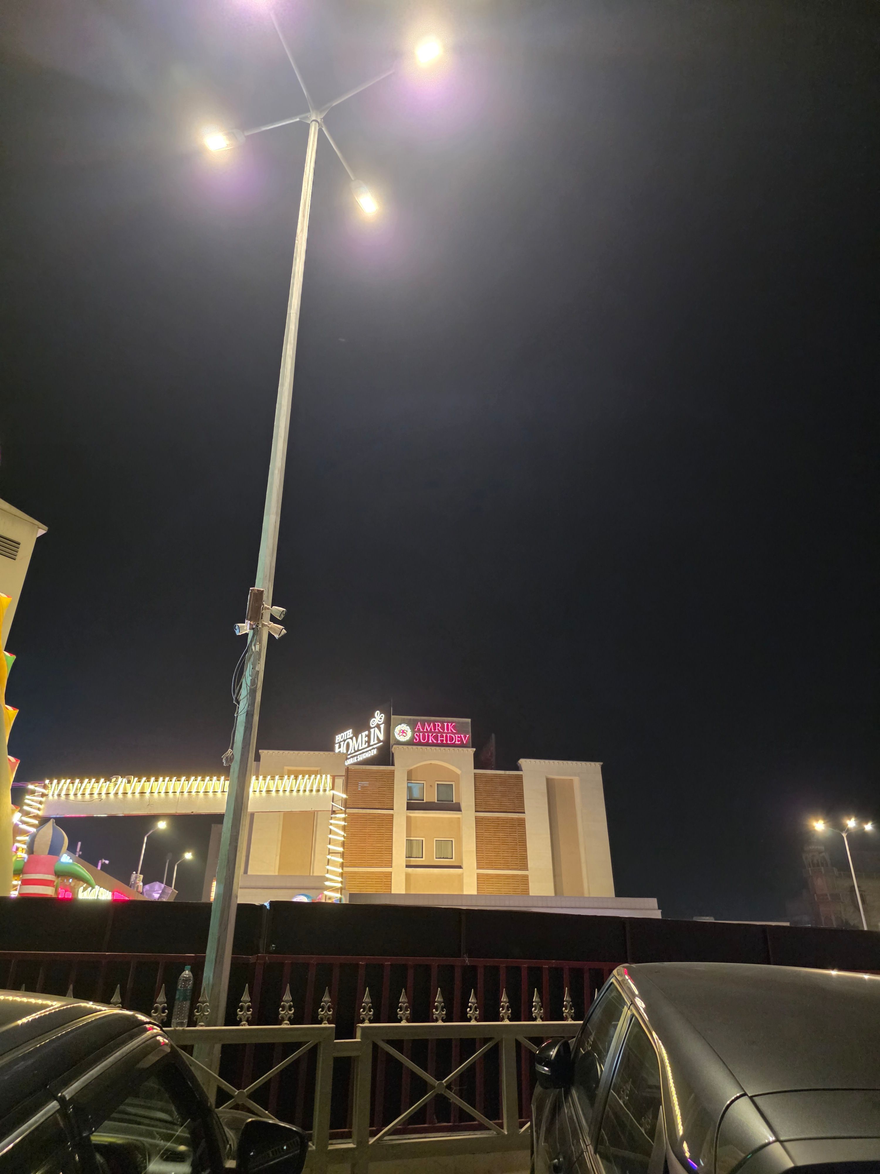 Galaxy Z Fold 8 Ultra main camera night time shot of amriv sukhdev