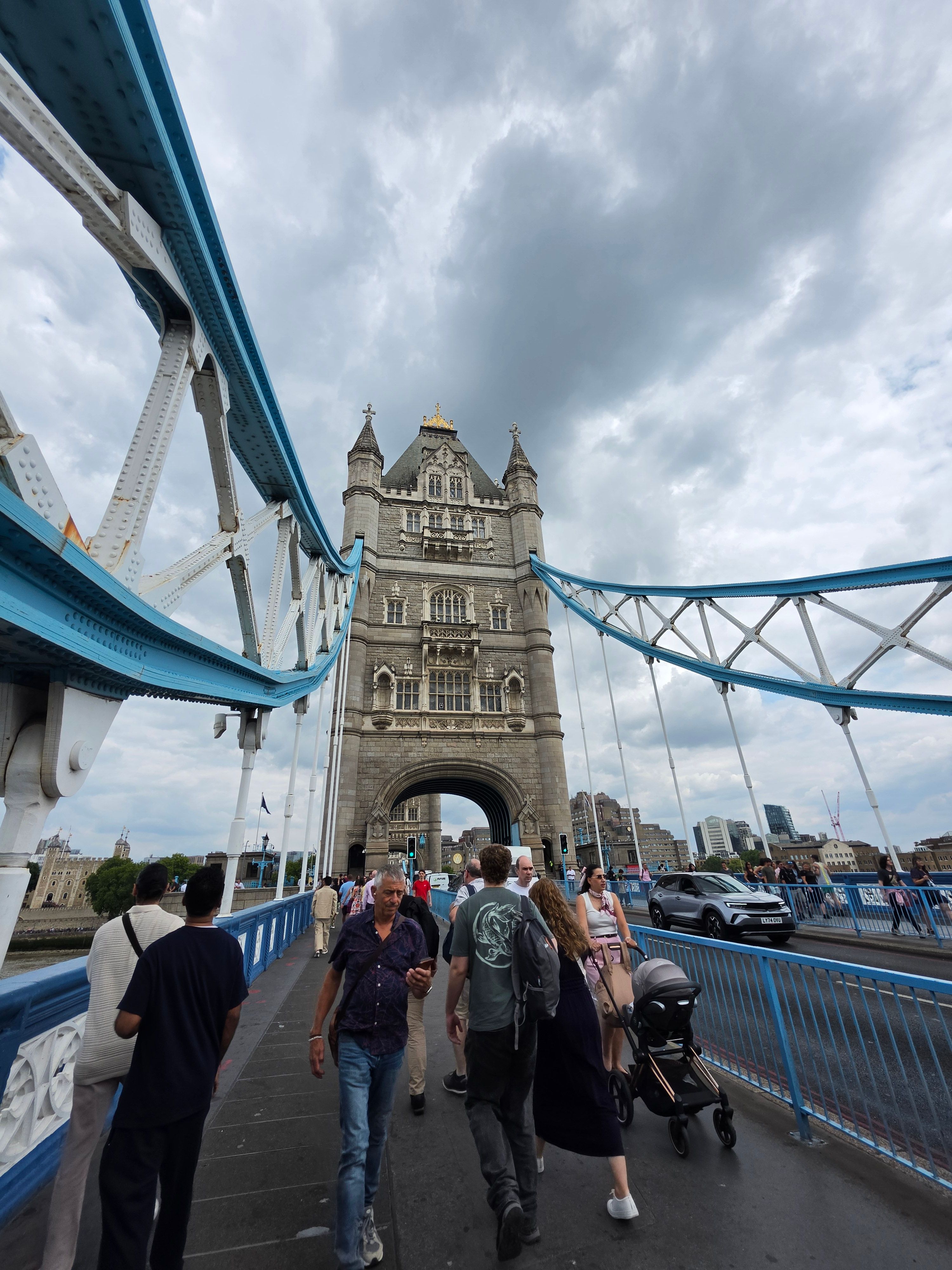 Galaxy Z Fold 8 Ultra ultra wide day time shot of bridge