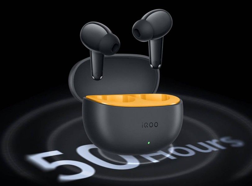 iQOO Buds TWS earbuds from the front with battery life stats
