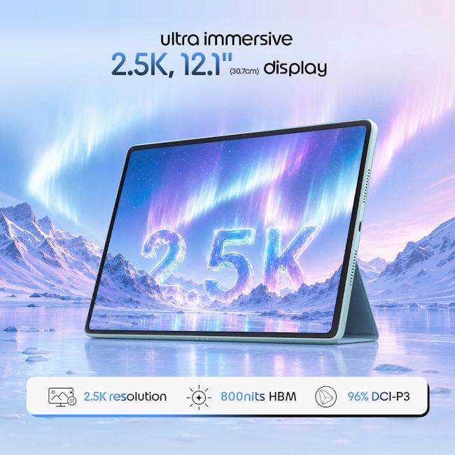 Moto Pad 70 display showcased